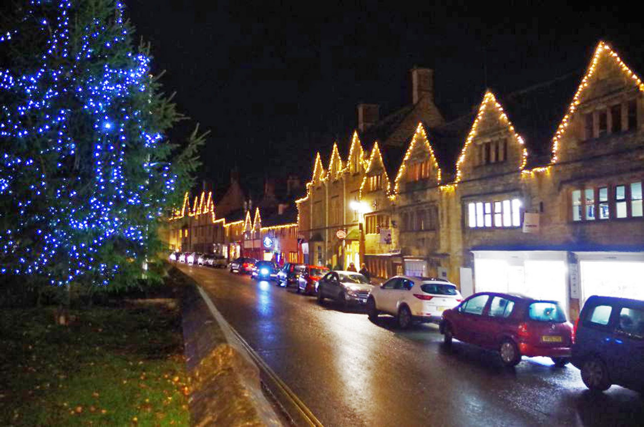 Chipping Campden Christmas Market Luxury Cotswold Rentals